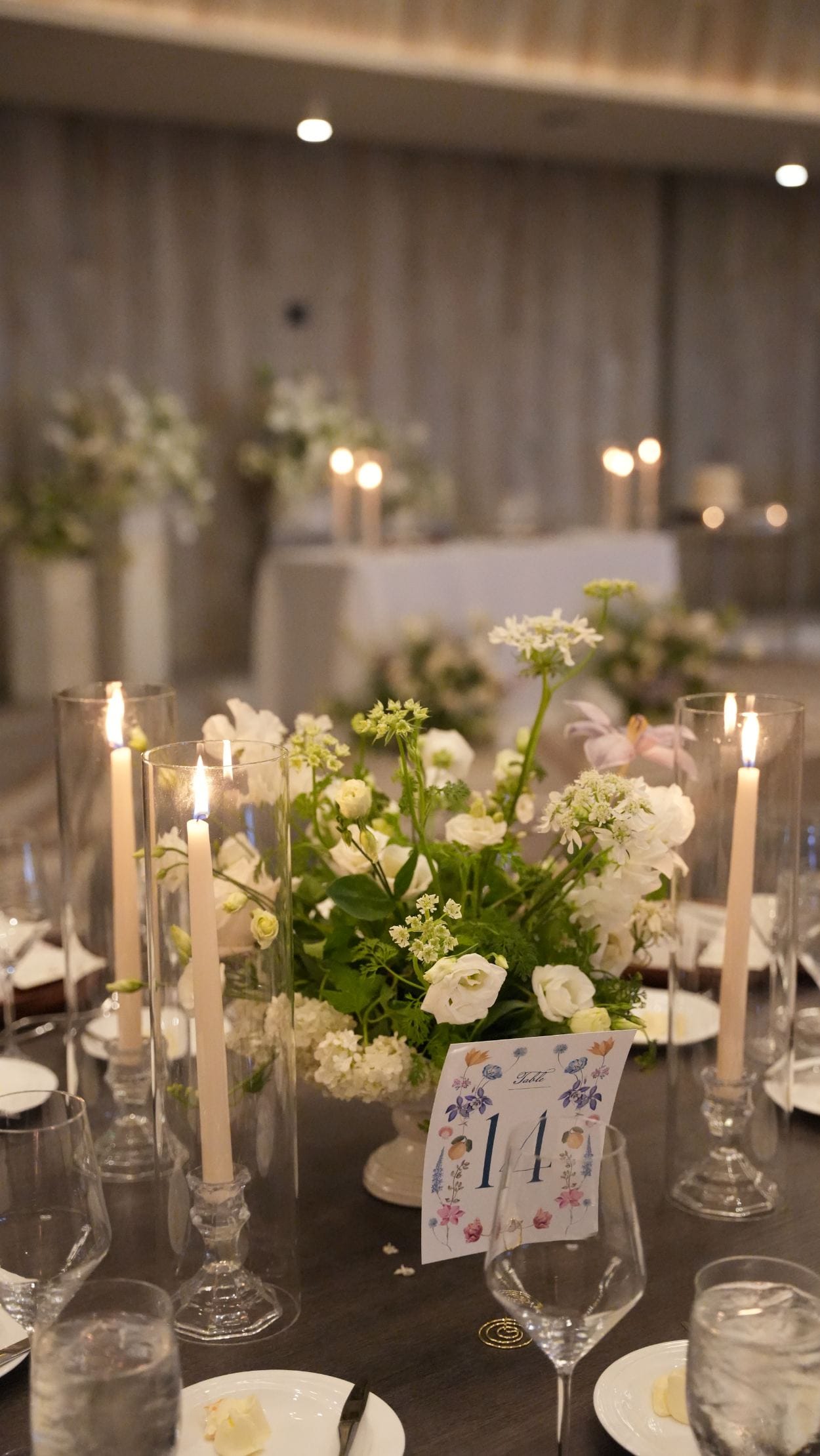 Alila Marea luxury wedding flowers by CHIC Flowers - arrangement 7