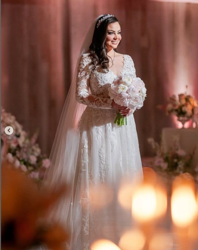 Alila Marea, Encinitas, CA luxury wedding flowers by CHIC Flowers - arrangement 7