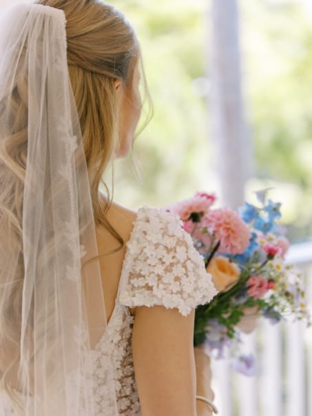 La Jolla Country Club, CA luxury wedding flowers by CHIC Flowers - arrangement 1