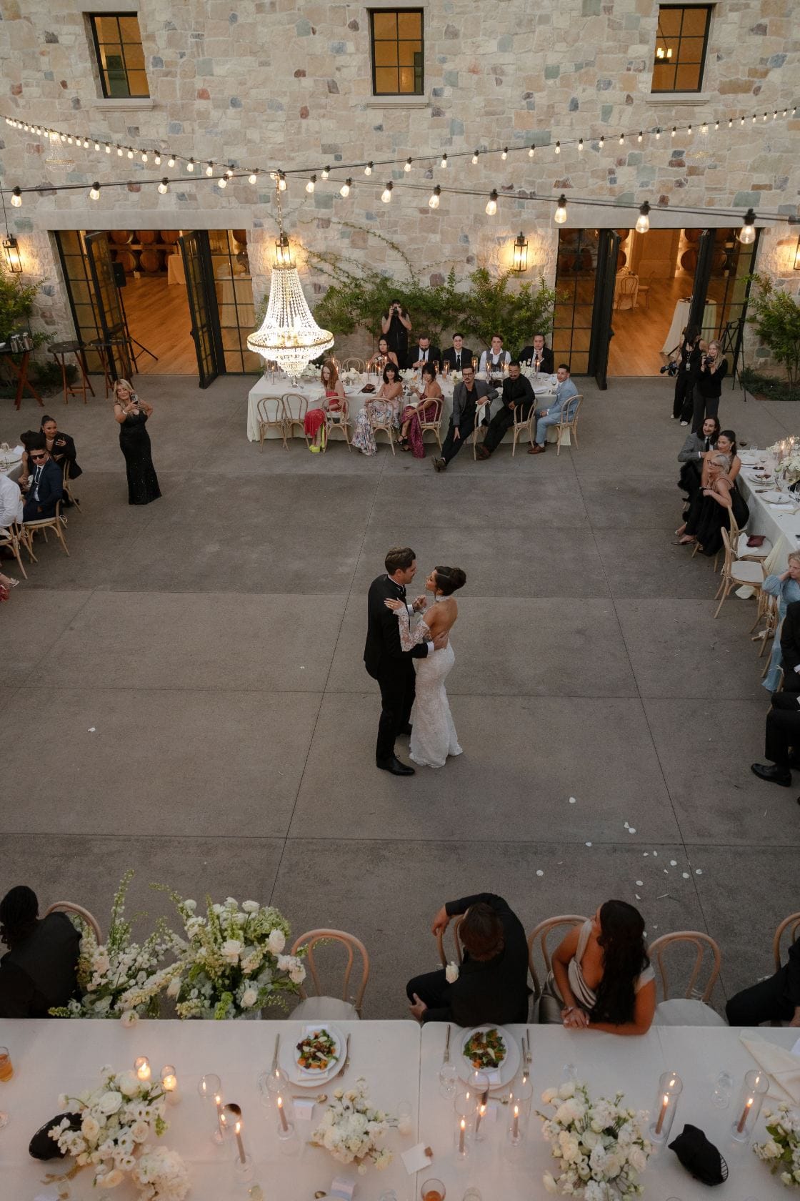 Monserate Winery, Fallbrook luxury wedding flowers by CHIC Flowers - arrangement 5