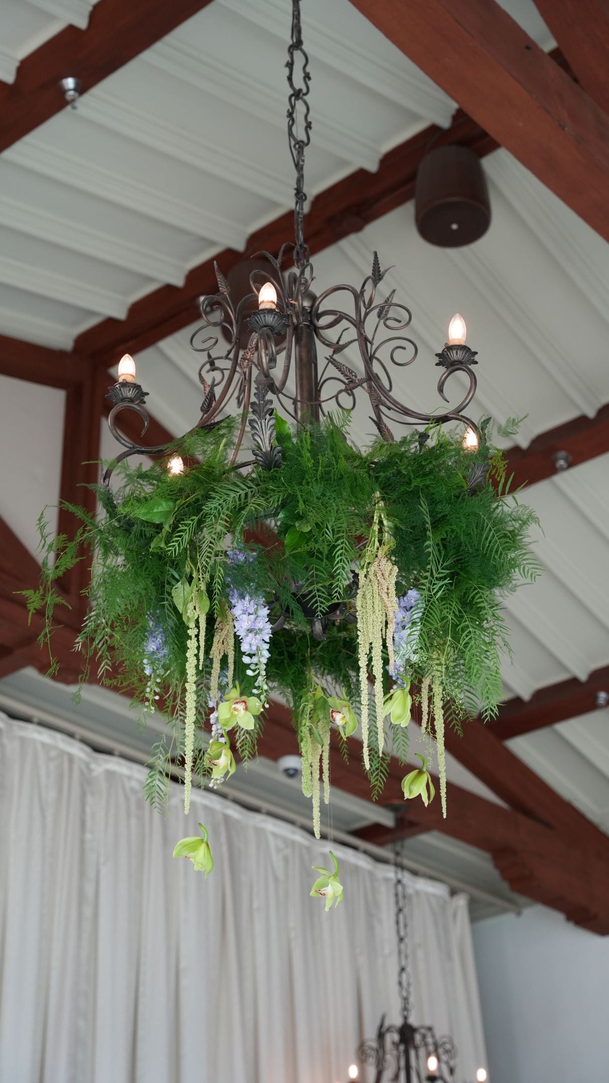 Bel Air Bay Club, Malibu , CA luxury wedding flowers by CHIC Flowers - arrangement 10