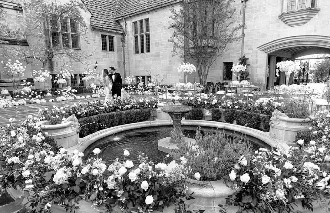 Greystone Mansion, Beverly Hills, CA luxury wedding flowers by CHIC Flowers - arrangement 8