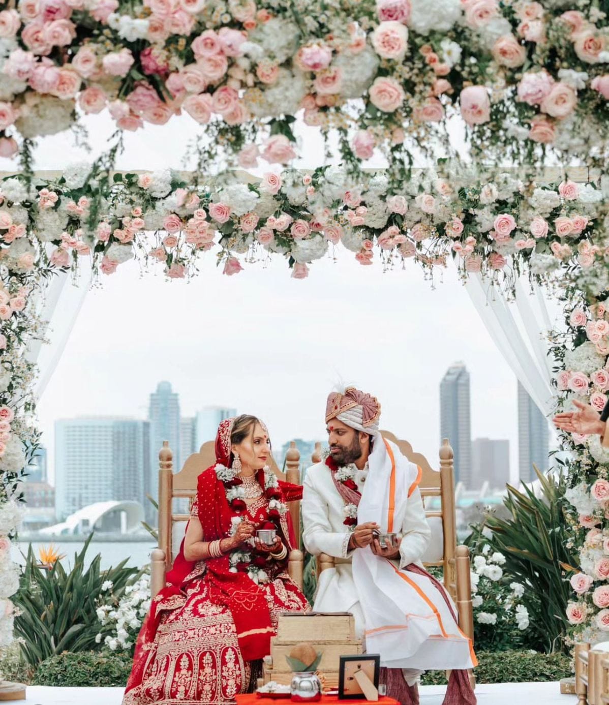 Marriott Resort, Coronado, CA luxury wedding flowers by CHIC Flowers - arrangement 1