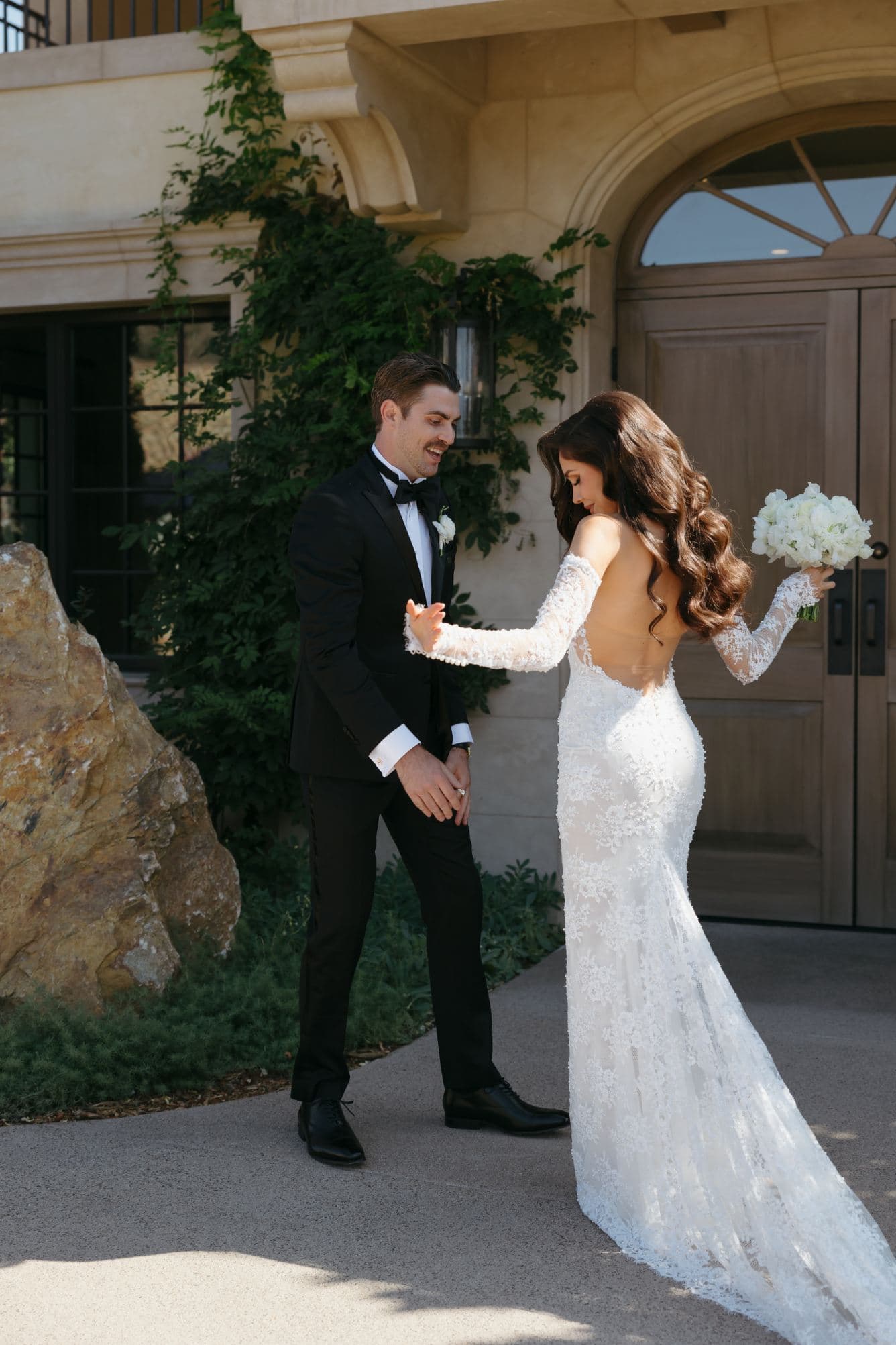 Monserate Winery, Fallbrook - Luxury wedding flowers by CHIC Flowers San Diego