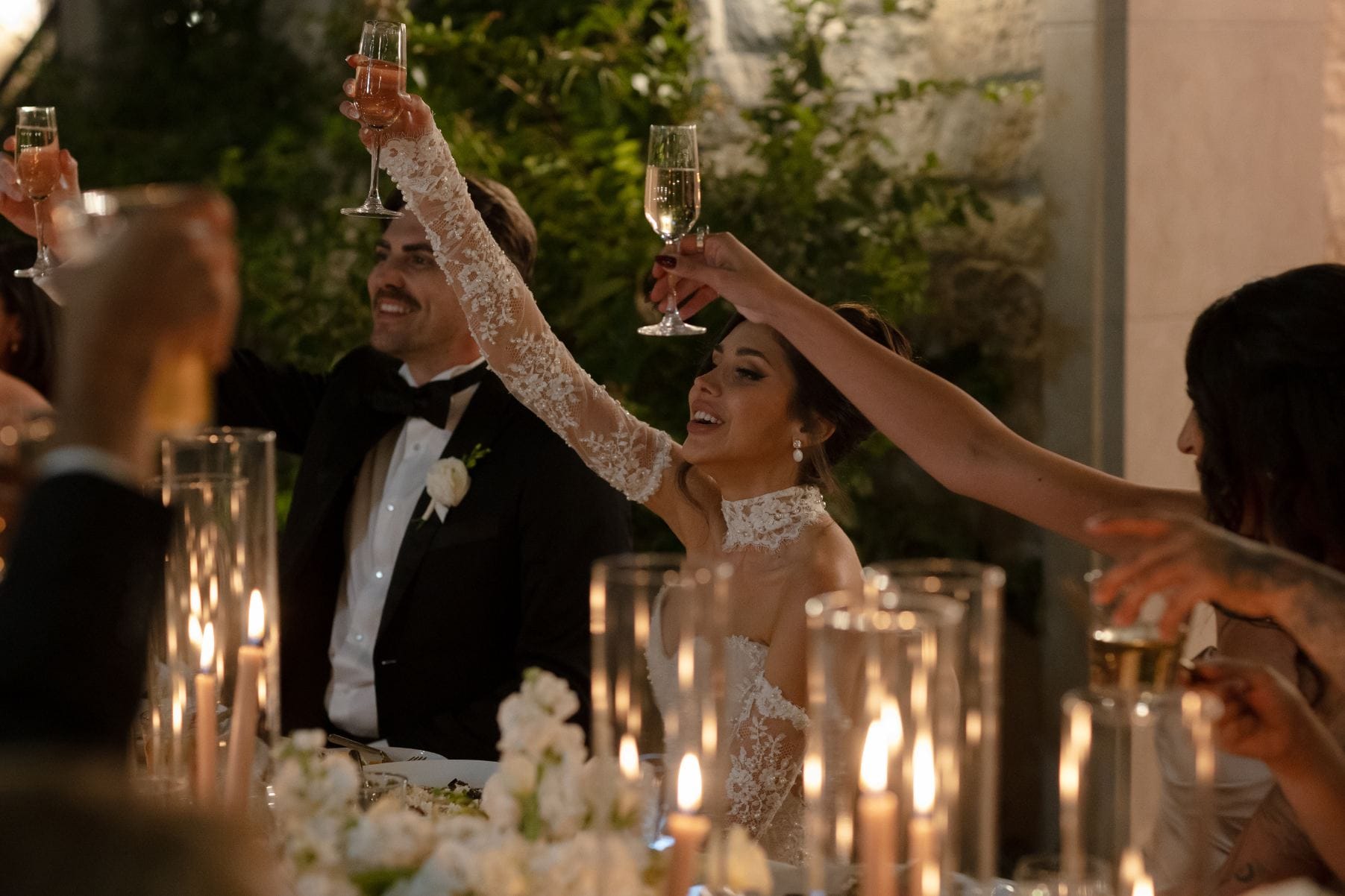 Monserate Winery, Fallbrook luxury wedding flowers by CHIC Flowers - arrangement 6