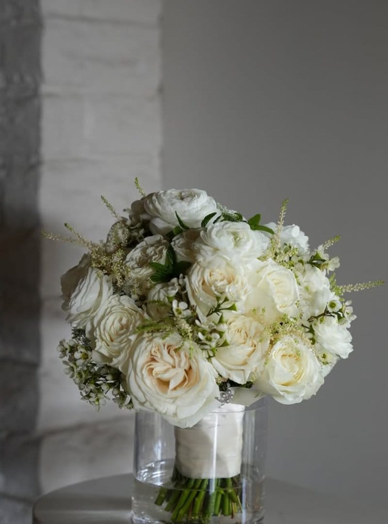Rancho Bernardo Inn, CA luxury wedding flowers by CHIC Flowers - arrangement 2