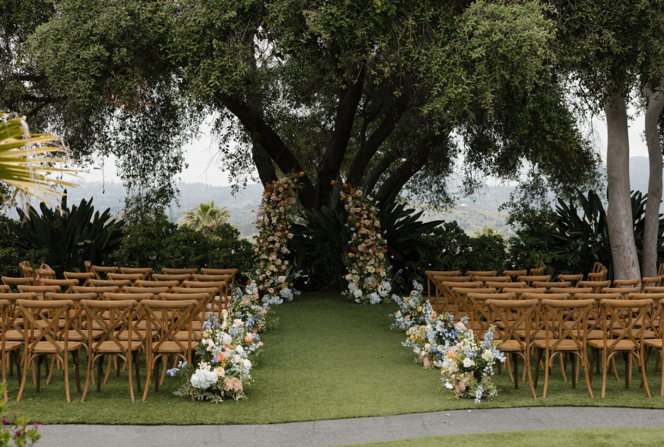 Tivoli Fallbrook, CA luxury wedding flowers by CHIC Flowers - arrangement 2